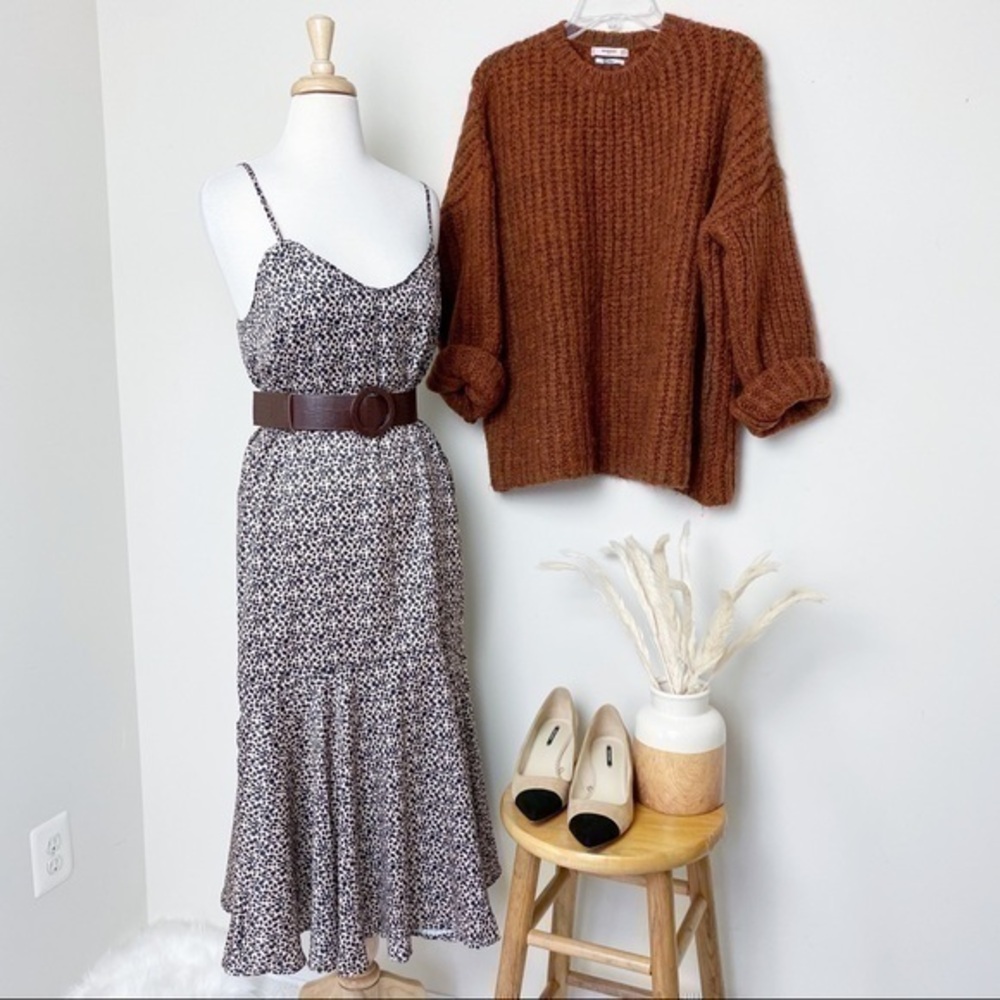 Urban outfitters Gianna Leopard Print Midi dress